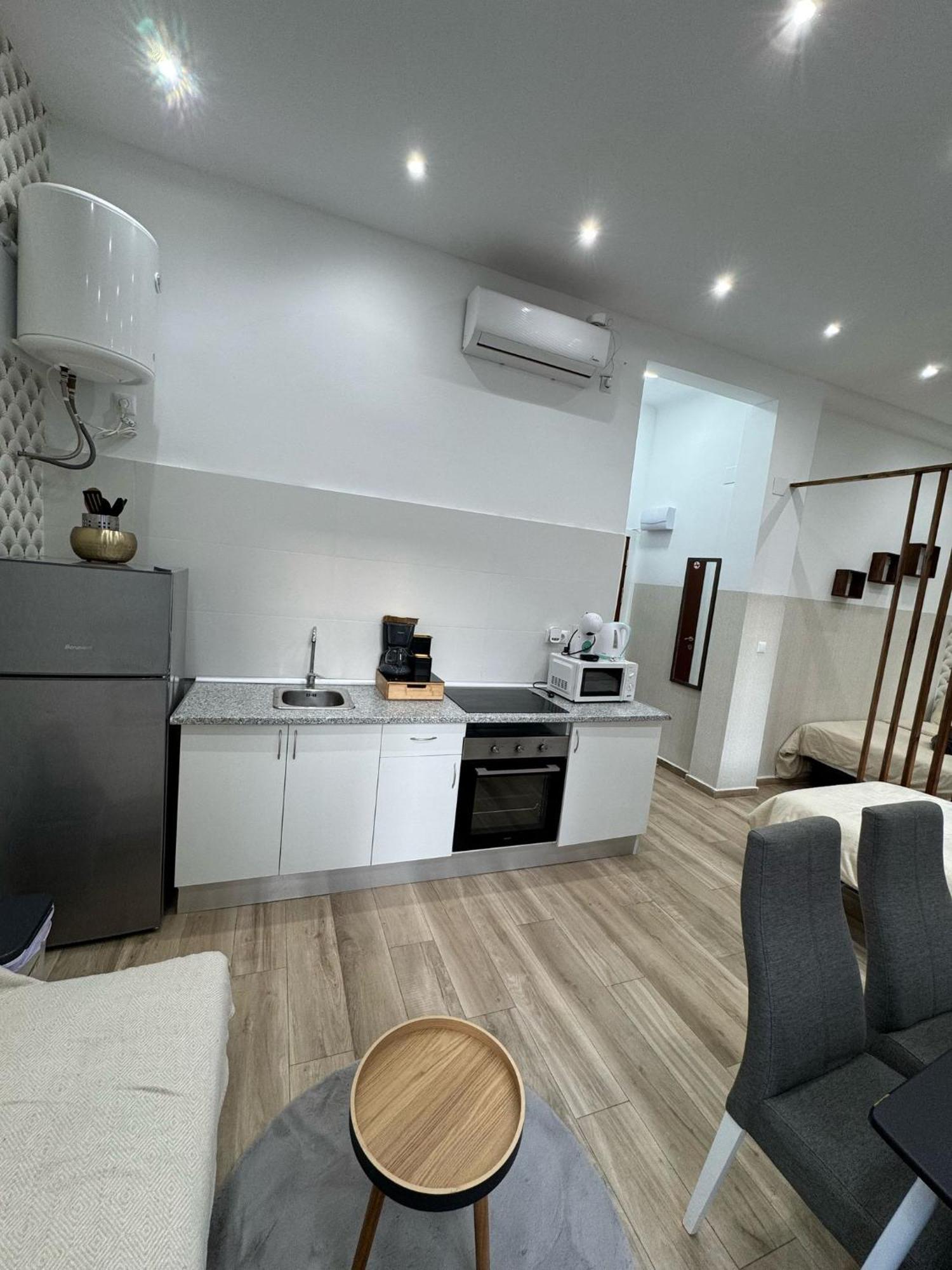 Luxury Apartments Near The Beach And Downtown Centrum 8 Alicante Exterior foto